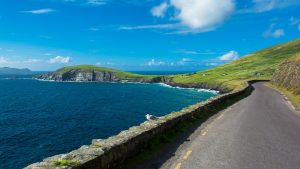 Været i mars 2025 i Dingle, Irland