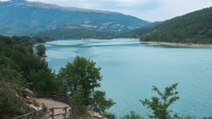 Været i desember 2025 i Lago di Vico, Italia