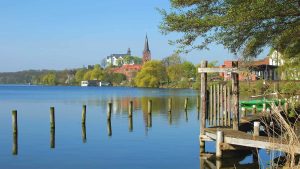 Været i februar 2025 i Großer Plöner See, Tyskland